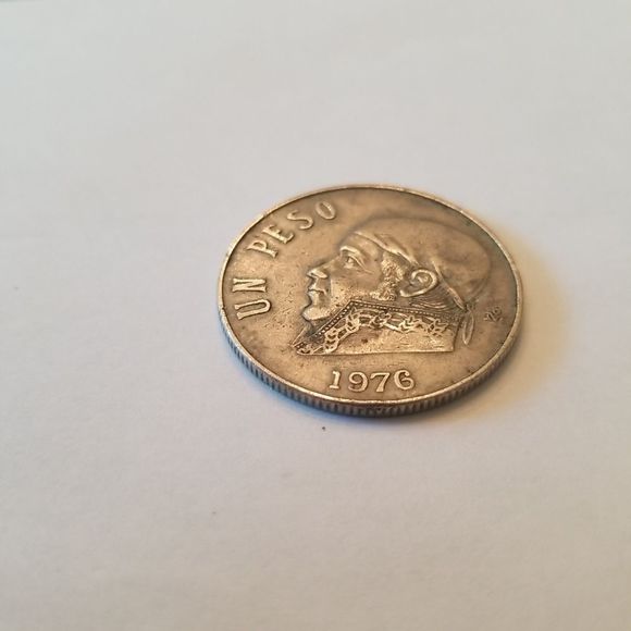 Un Peso 1976 Mexican Coin - Picture 6 of 9